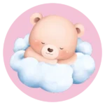 De ronde muurcirkel sticker met een slapende baby beer op wolken en een roze achtergrond koop je op muurteksten.nl